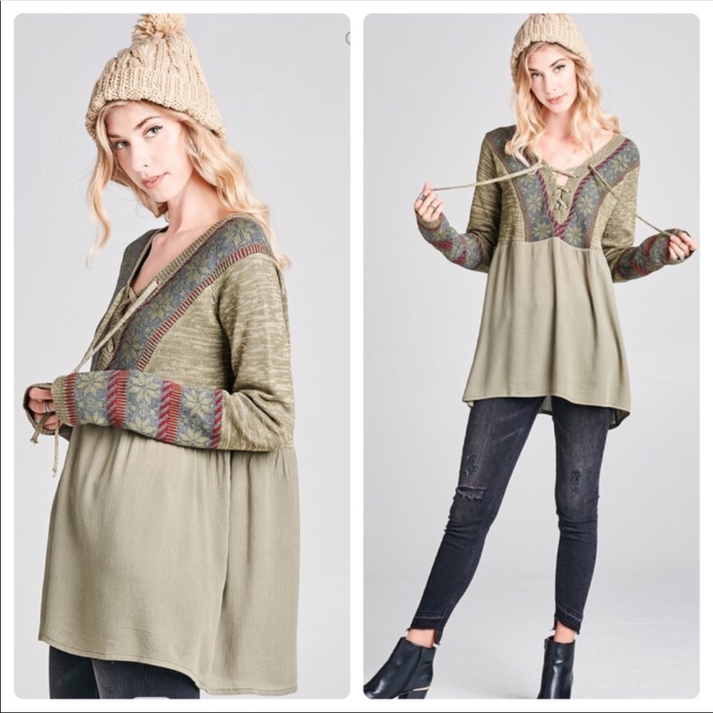 Sassy😍green lace-up top w/embroidery detail -🙏Donated to Catholic Charities🙏 - Picture 5 of 8